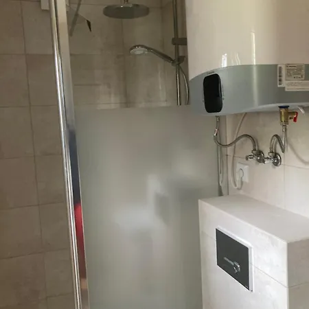 בית נופש Cisy Ii-idealny Dla Gosci Ze Zwierzetami,ogrodzony Teren Na Wylacznosc,150 M Od Jeziora