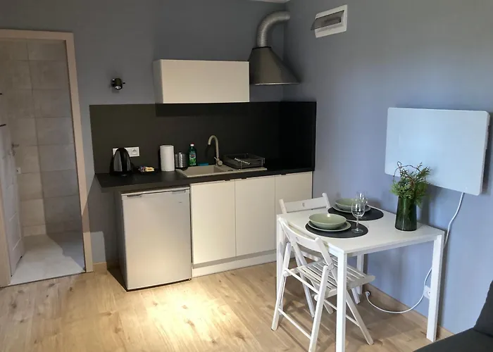 Cisy Ii-bon Turystyczny,ogrodzony Teren Na Wyłączność,150 M Od Jeziora Dom wakacyjny